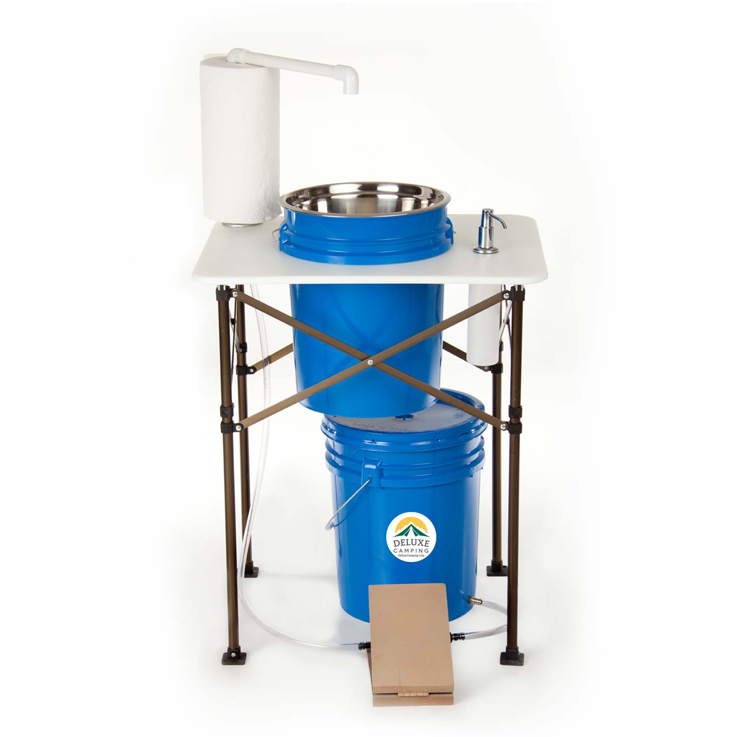 Portable outdoor hand washing station 
